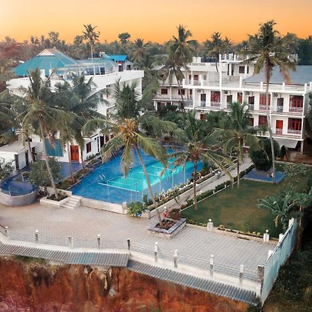 Skylar Seaview Beach Resort & Ayurveda Varkala Exterior foto