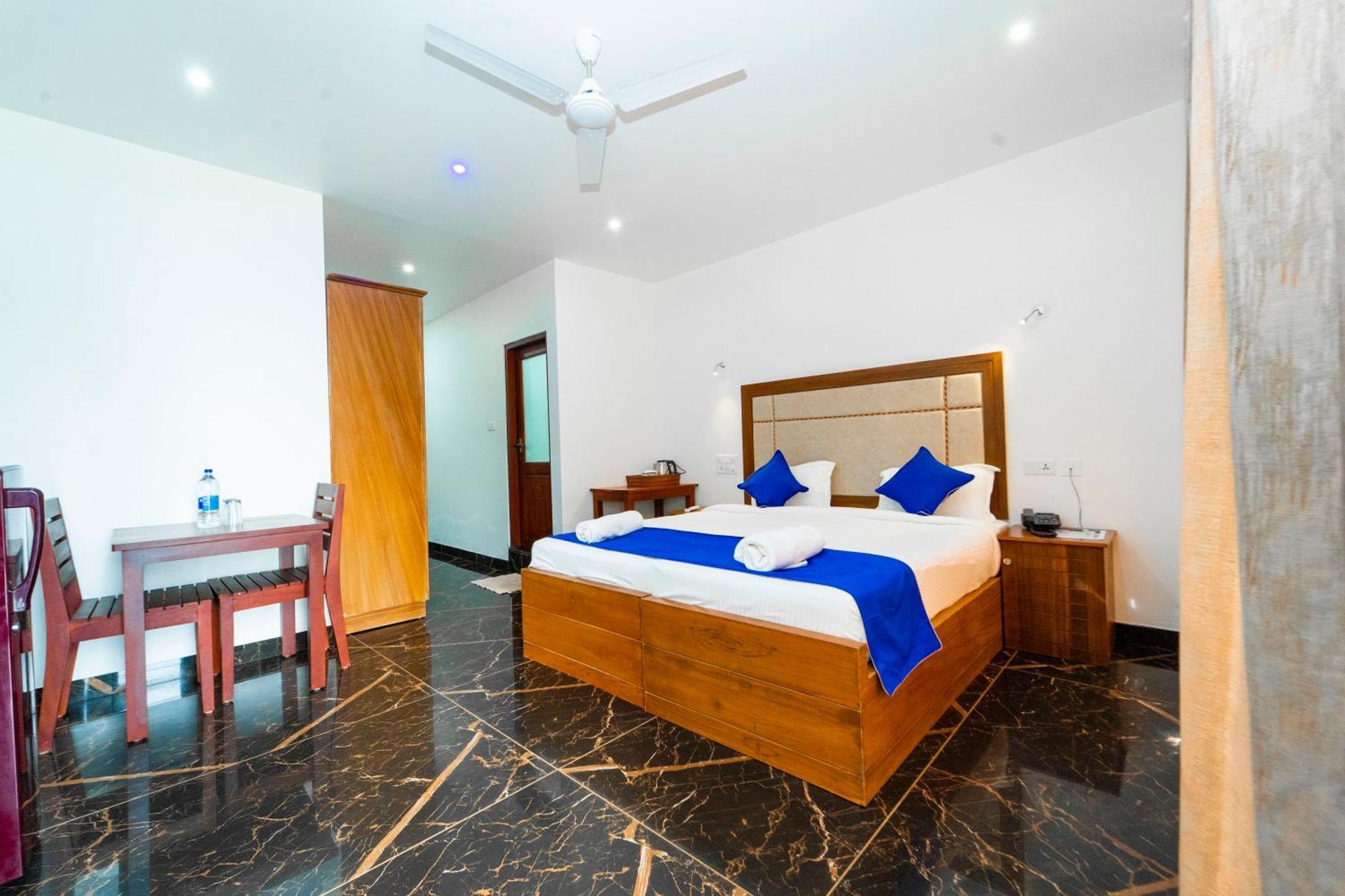 Skylar Seaview Beach Resort & Ayurveda Varkala Exterior foto