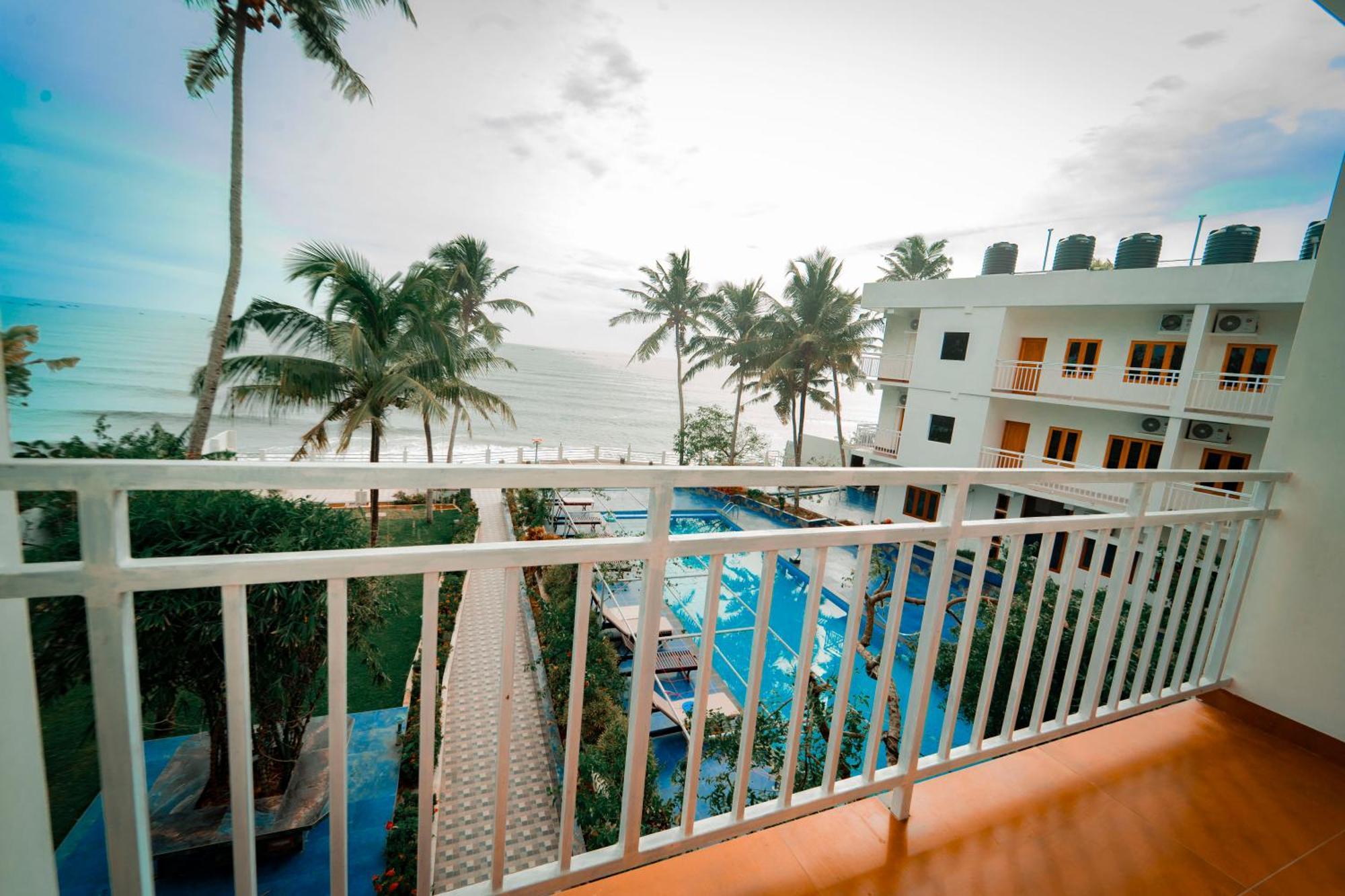 Skylar Seaview Beach Resort & Ayurveda Varkala Exterior foto